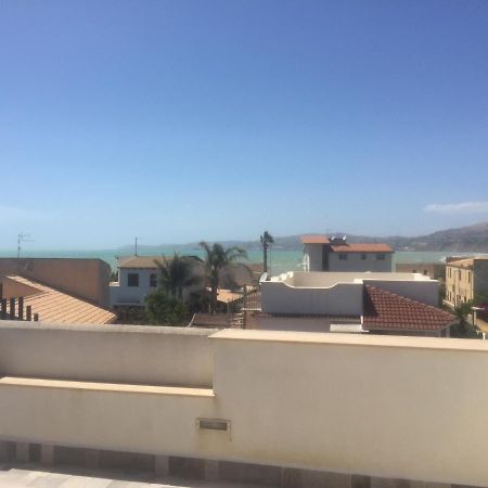 Casa Vacanza Mansarda Sanleonina Apartment Agrigento Luaran gambar